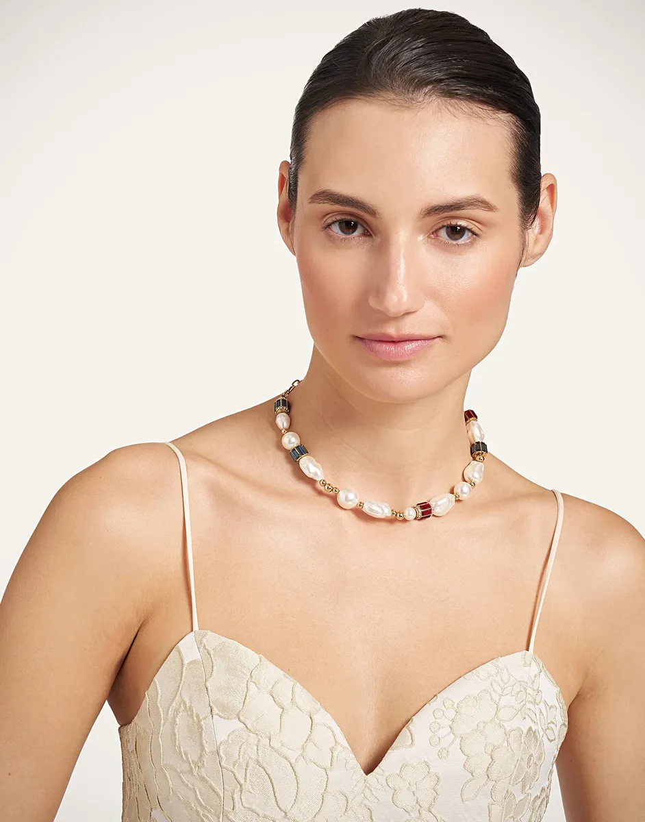La Double J Pearly Necklace | Thumbnail 2 La Double J Pearly Necklace | Thumbnail 2