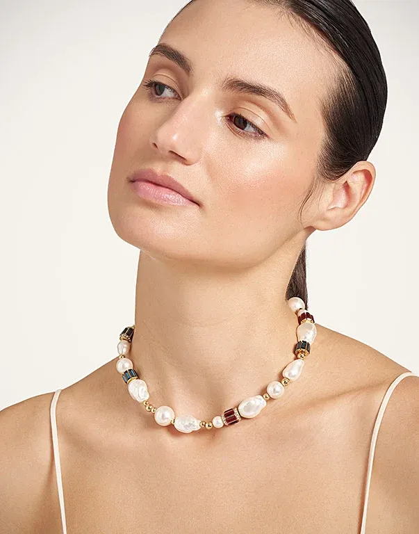 La Double J Pearly Necklace | Thumbnail 3 La Double J Pearly Necklace | Thumbnail 3