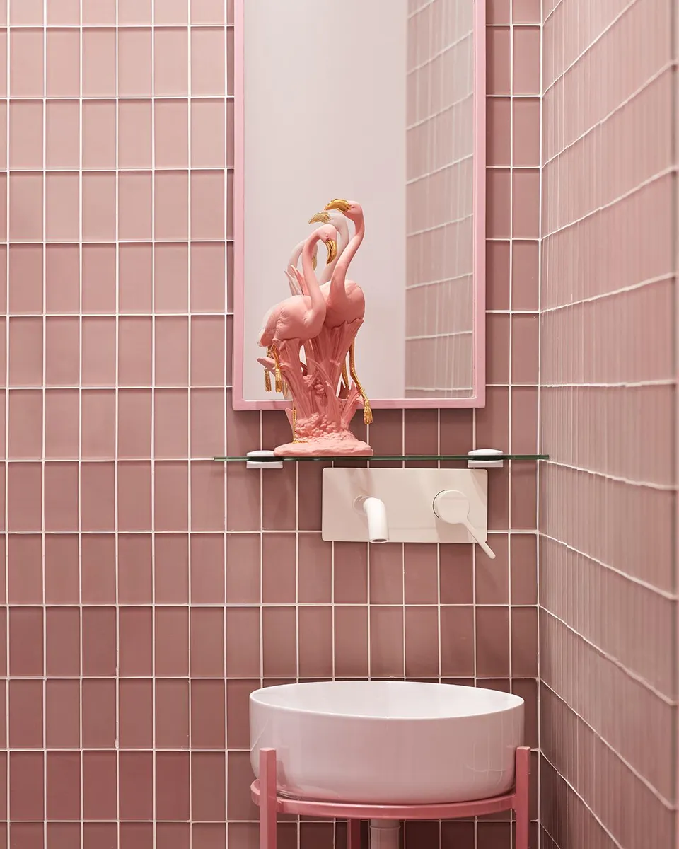 Lladro Flamingos Sculpture | Thumbnail 2 Lladro Flamingos Sculpture | Thumbnail 2