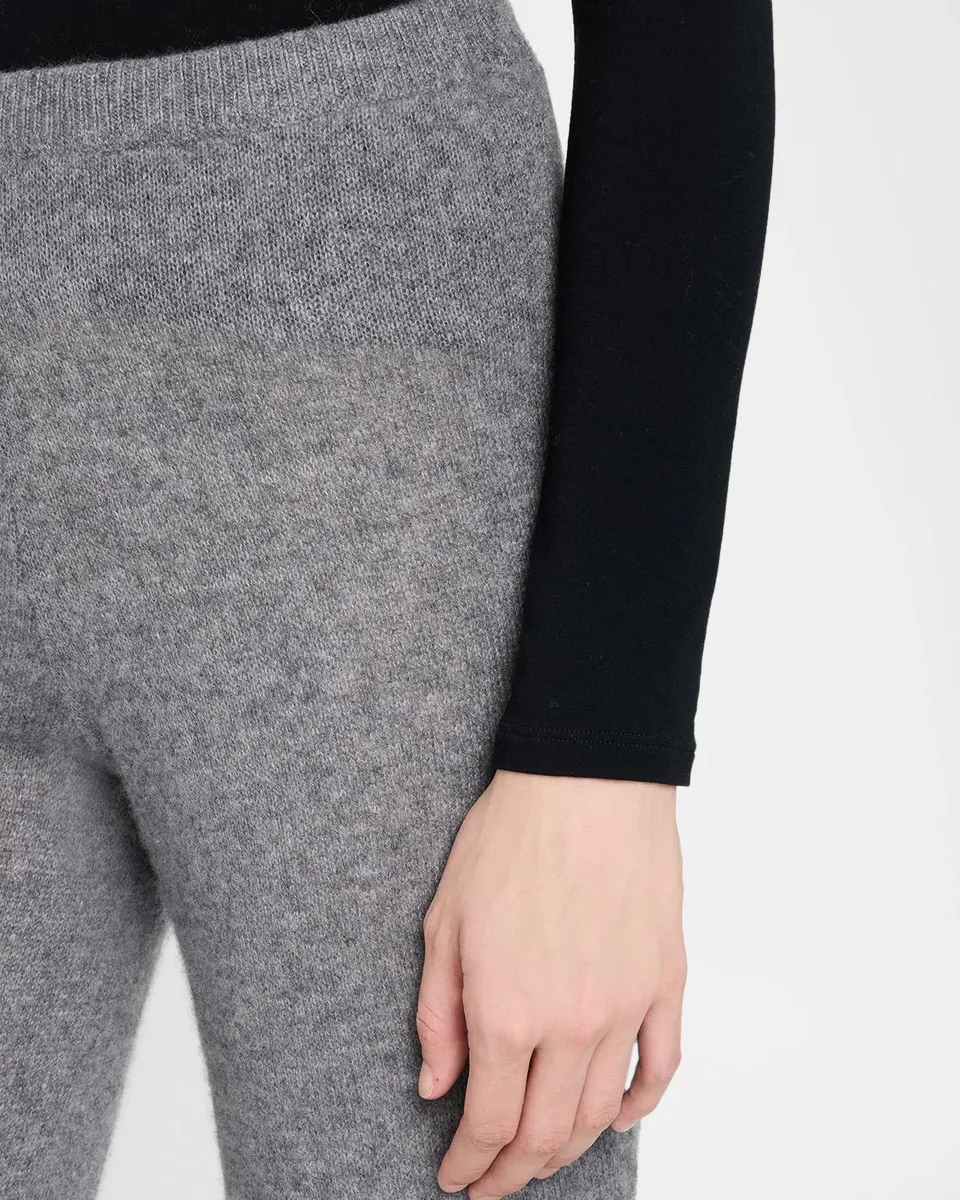Skims Airy Cashmere Jogger Pants | Thumbnail 5 Skims Airy Cashmere Jogger Pants | Thumbnail 5
