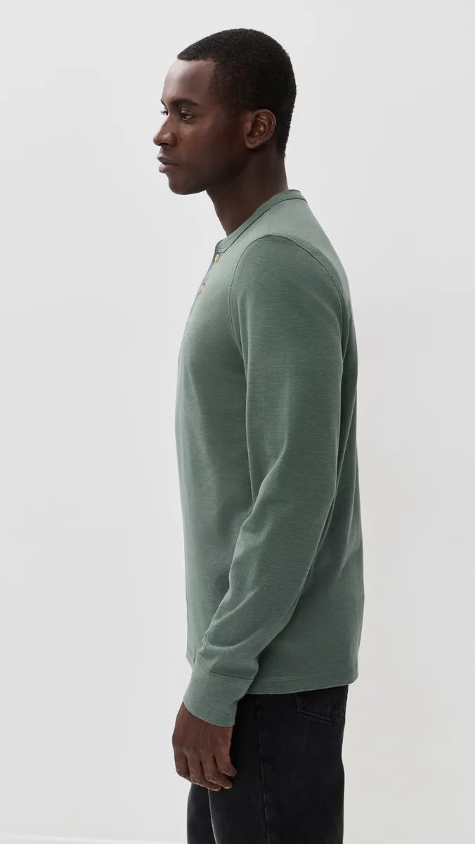 Faherty Long Sleeve Waffle Henley Tee | Thumbnail 4 Faherty Long Sleeve Waffle Henley Tee | Thumbnail 4
