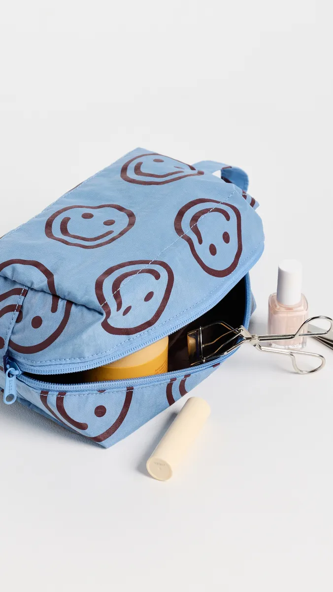 BAGGU Dopp Kit | Thumbnail 4