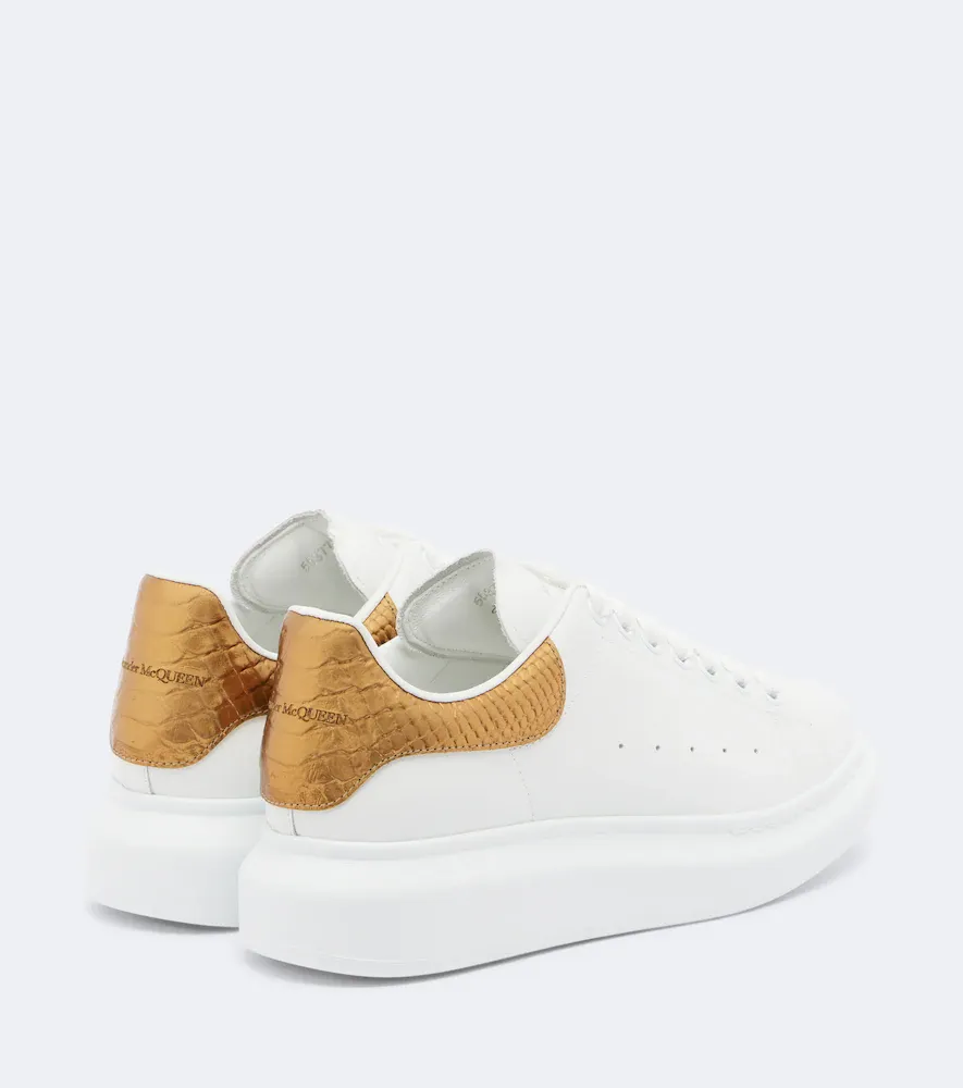 Alexander McQueen Oversized leather sneakers | Thumbnail 3 Alexander McQueen Oversized leather sneakers | Thumbnail 3