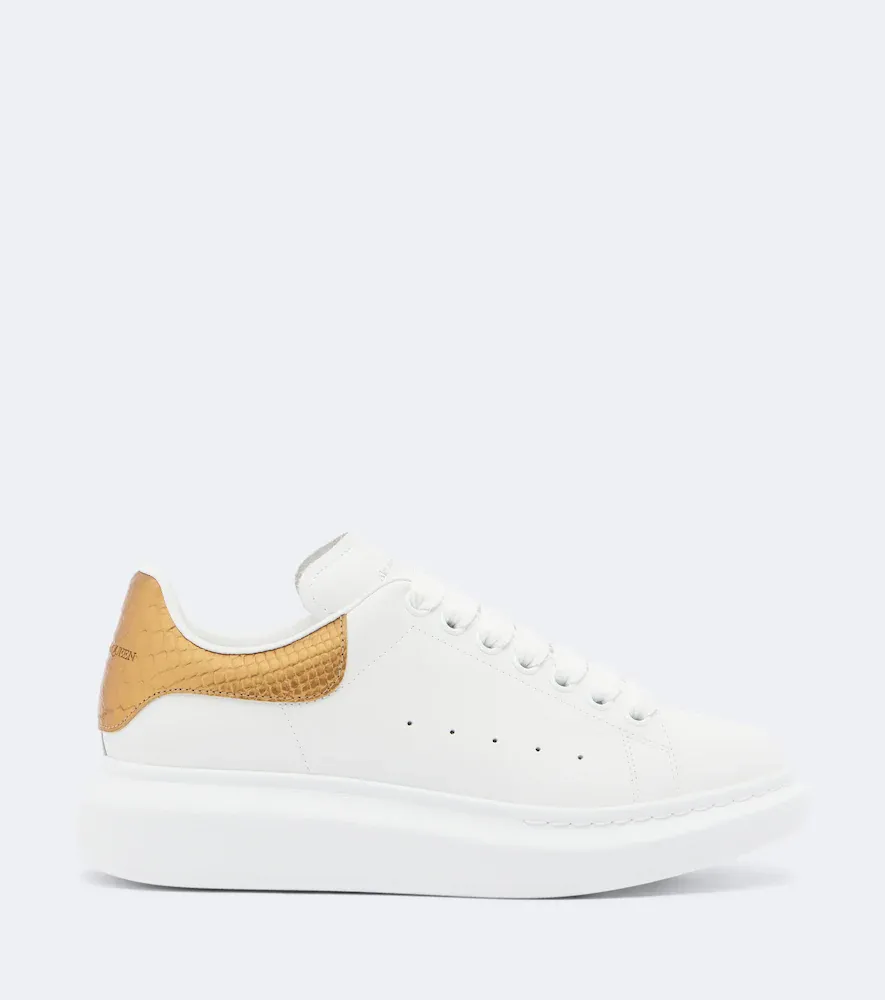 Alexander McQueen Oversized leather sneakers | Thumbnail 4 Alexander McQueen Oversized leather sneakers | Thumbnail 4