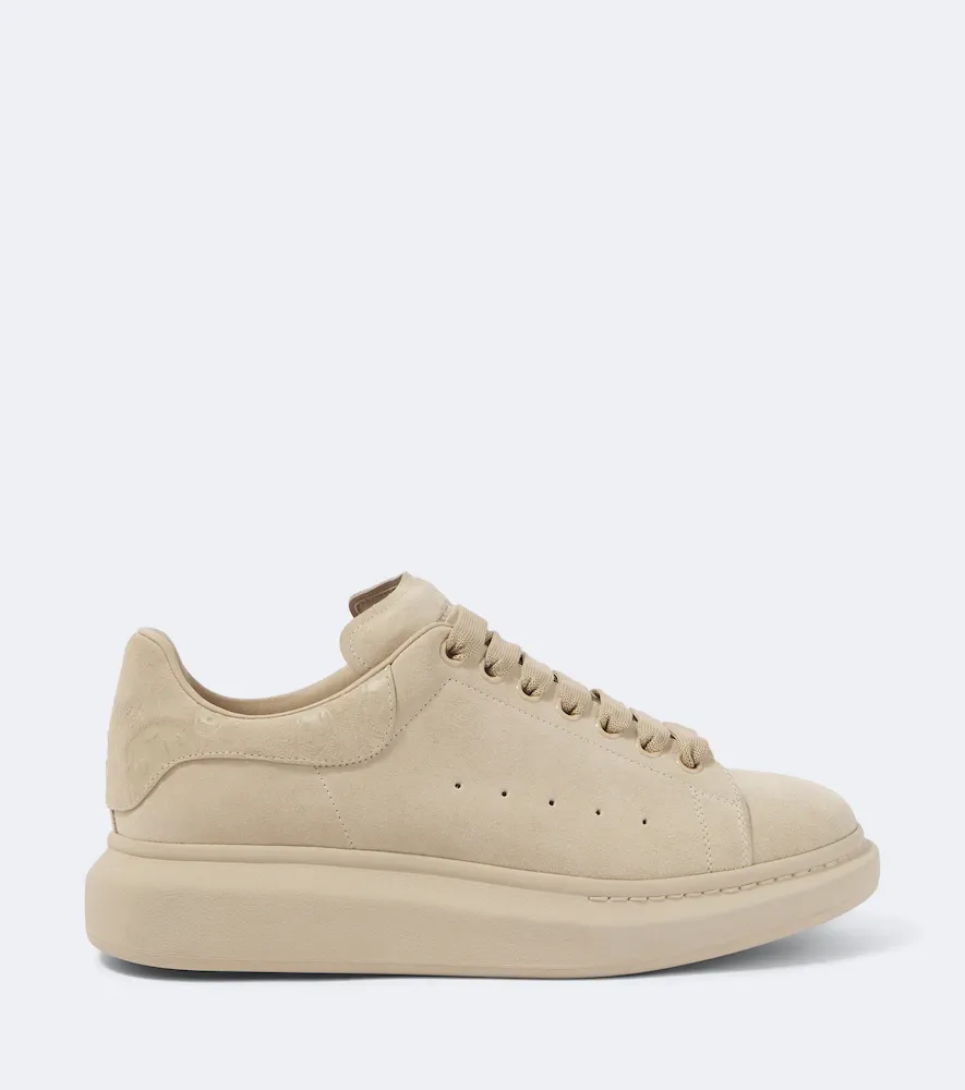 Alexander McQueen Oversized suede sneakers | Thumbnail 7 Alexander McQueen Oversized suede sneakers | Thumbnail 7