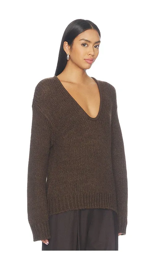 L'Academie Kindall V Neck Sweater | Thumbnail 2 L'Academie Kindall V Neck Sweater | Thumbnail 2