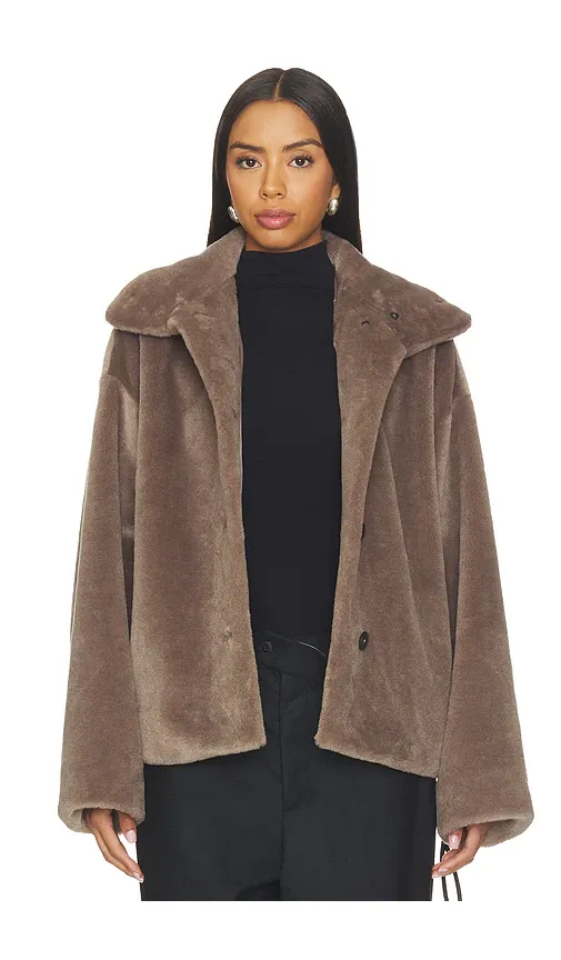 L'Academie Avery Faux Fur Jacket | Thumbnail 2 L'Academie Avery Faux Fur Jacket | Thumbnail 2