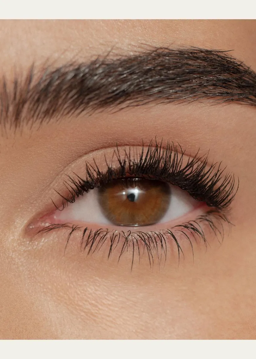 Victoria Beckham Future Lash Mascara | Thumbnail 4 Victoria Beckham Future Lash Mascara | Thumbnail 4