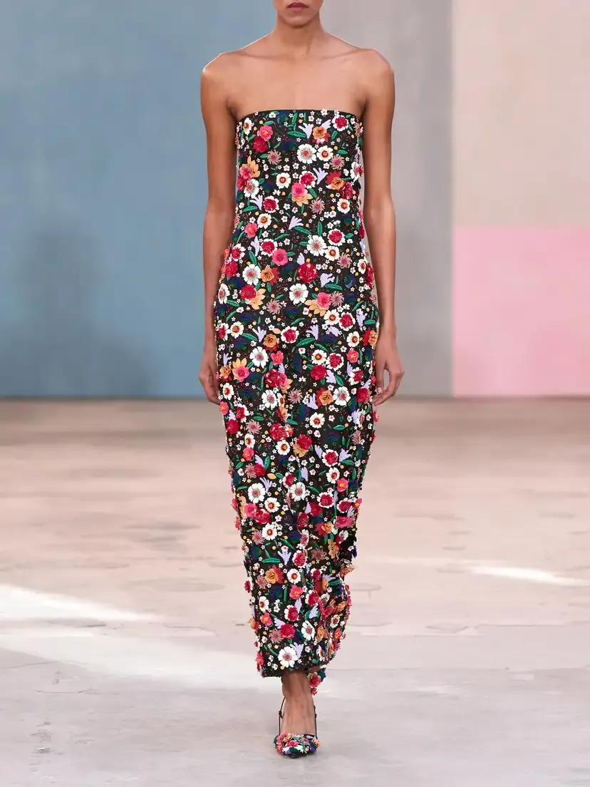 Carolina Herrera Floral-embellished Silk Organza Gown | Thumbnail 5 Carolina Herrera Floral-embellished Silk Organza Gown | Thumbnail 5
