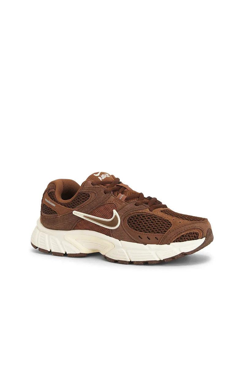 Nike V5 RNR Suede 2 Sneaker | Thumbnail 2 Nike V5 RNR Suede 2 Sneaker | Thumbnail 2