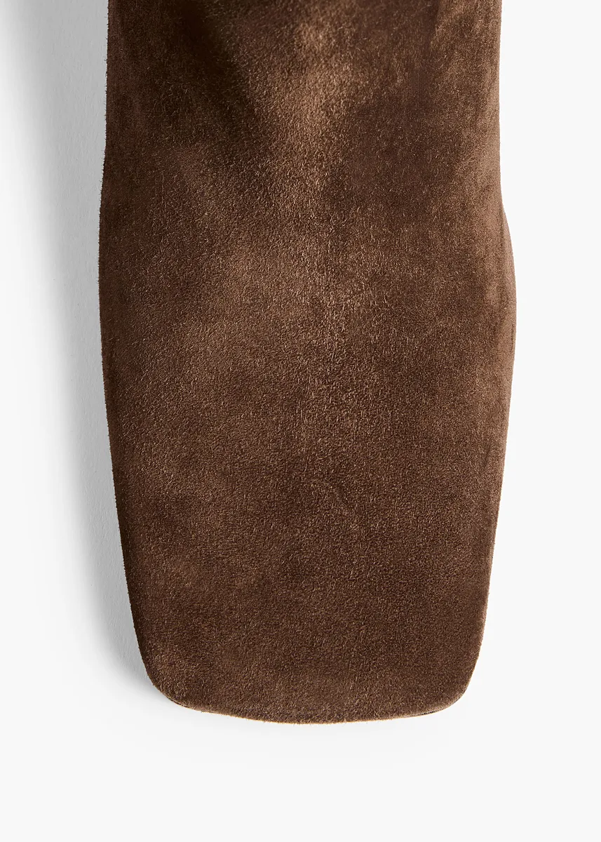 Khaite Petra Knee-High Boot In Ebano Suede | Thumbnail 3