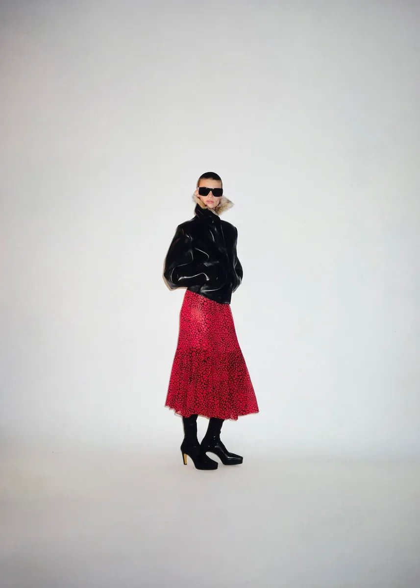 Khaite Ophelia Skirt In Black And Red | Thumbnail 7 Khaite Ophelia Skirt In Black And Red | Thumbnail 7