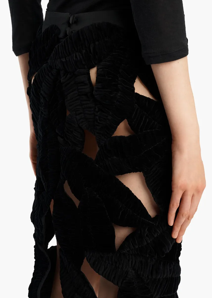 Khaite Neela Skirt In Black | Thumbnail 6