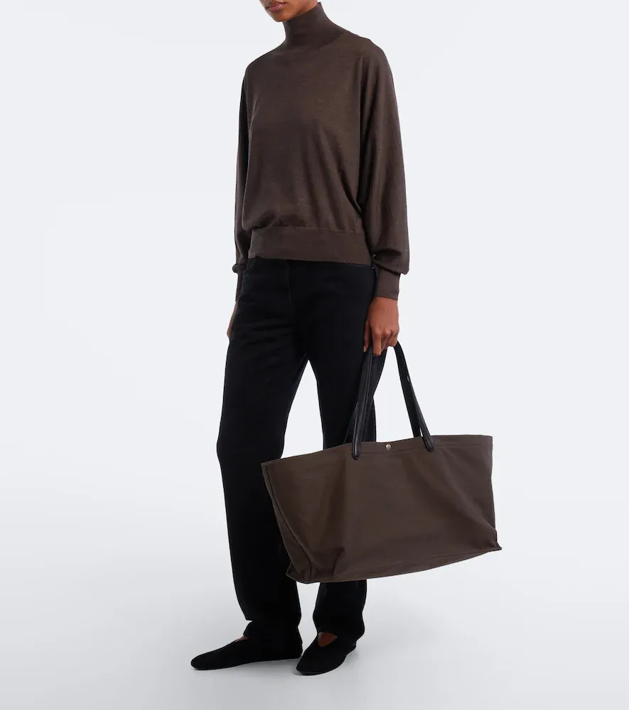 The Row Idaho Large canvas tote bag | Thumbnail 7 The Row Idaho Large canvas tote bag | Thumbnail 7