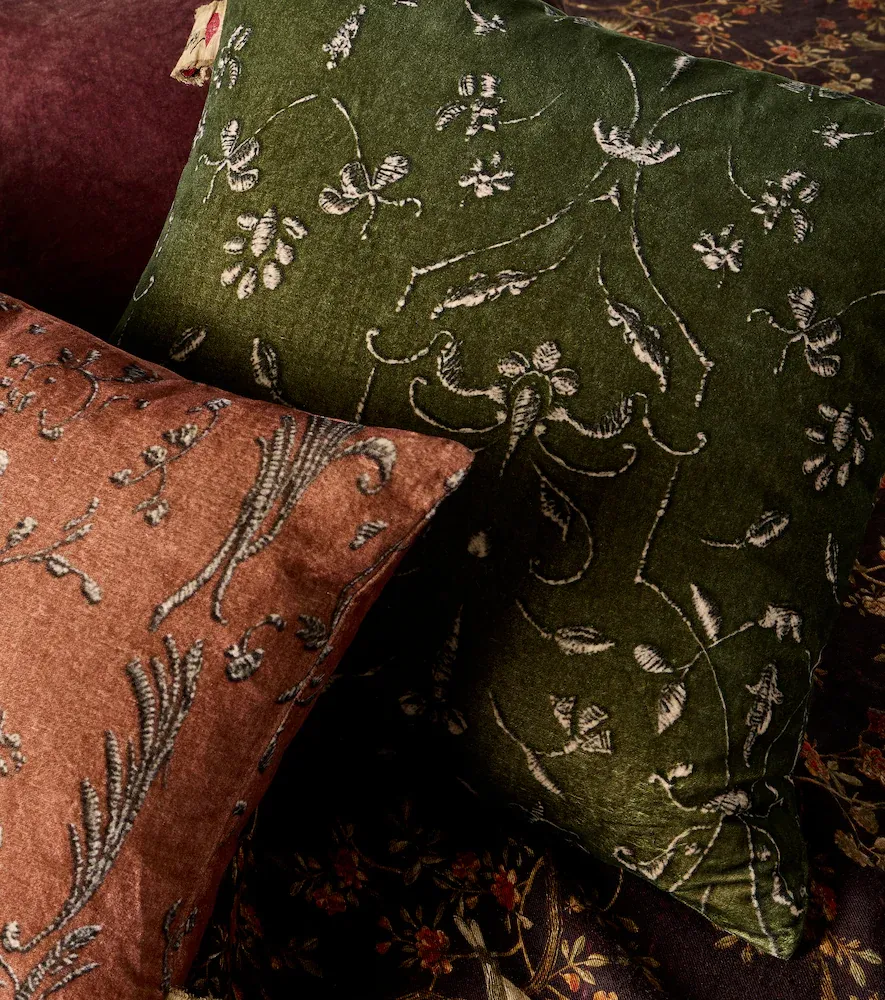 The House of Lyria Protea cotton and linen velvet cushion | Thumbnail 3