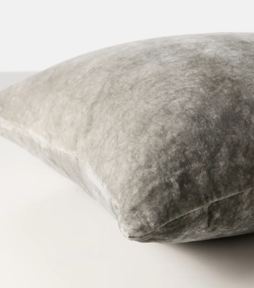 The House of Lyria Clusia cotton and linen velvet cushion | Thumbnail 4