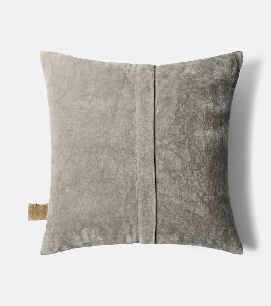 The House of Lyria Clusia cotton and linen velvet cushion | Thumbnail 5