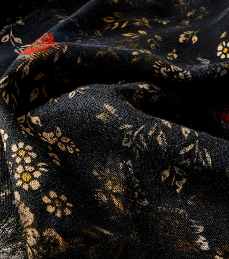 The House of Lyria Firmament floral linen and cotton throw | Thumbnail 3