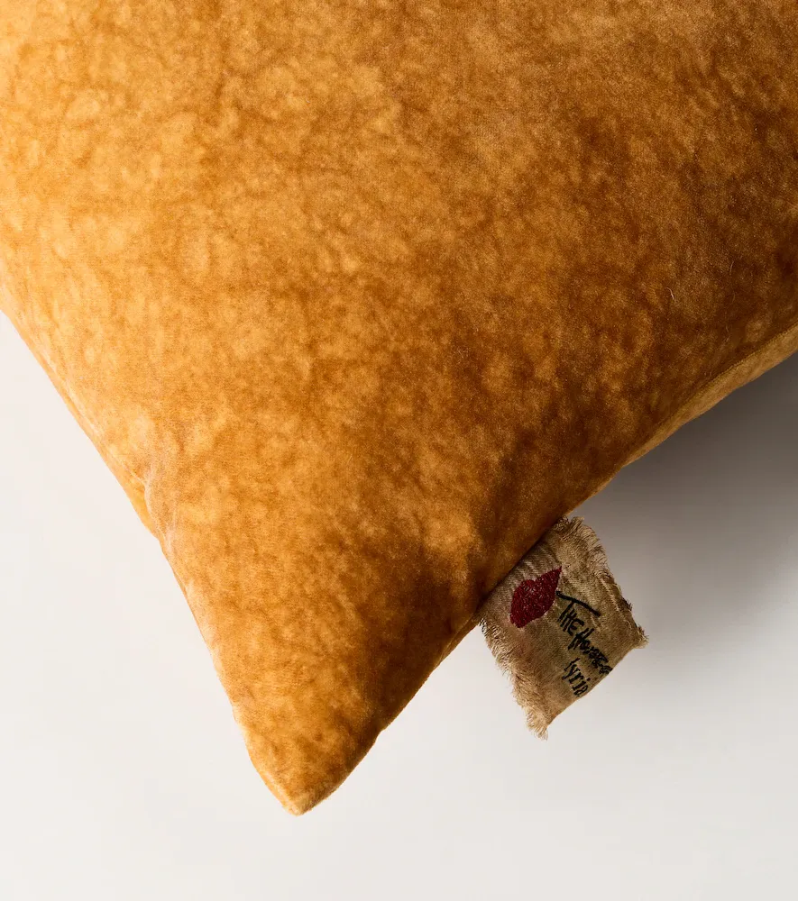 The House of Lyria Clusia cotton and linen velvet cushion | Thumbnail 5
