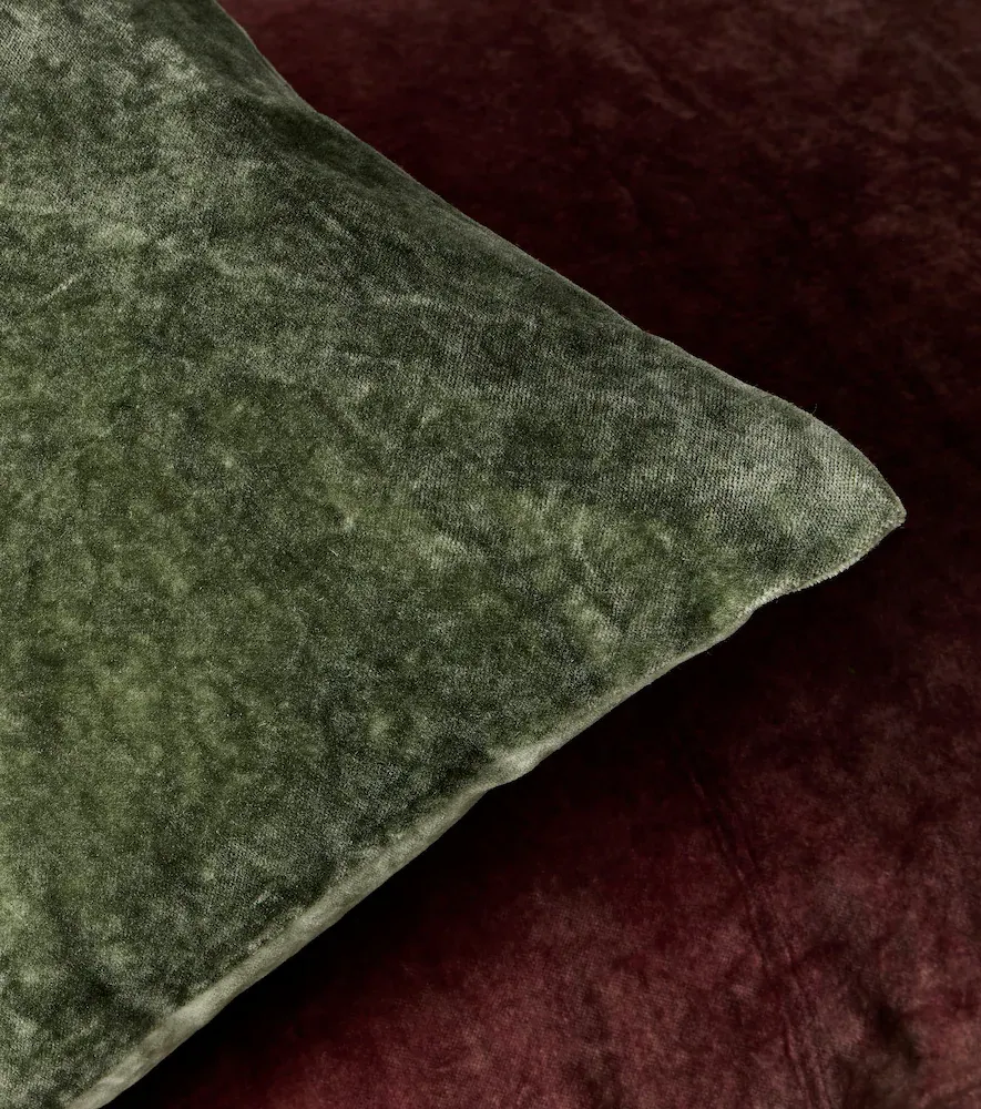 The House of Lyria Clusia cotton and linen velvet cushion | Thumbnail 2
