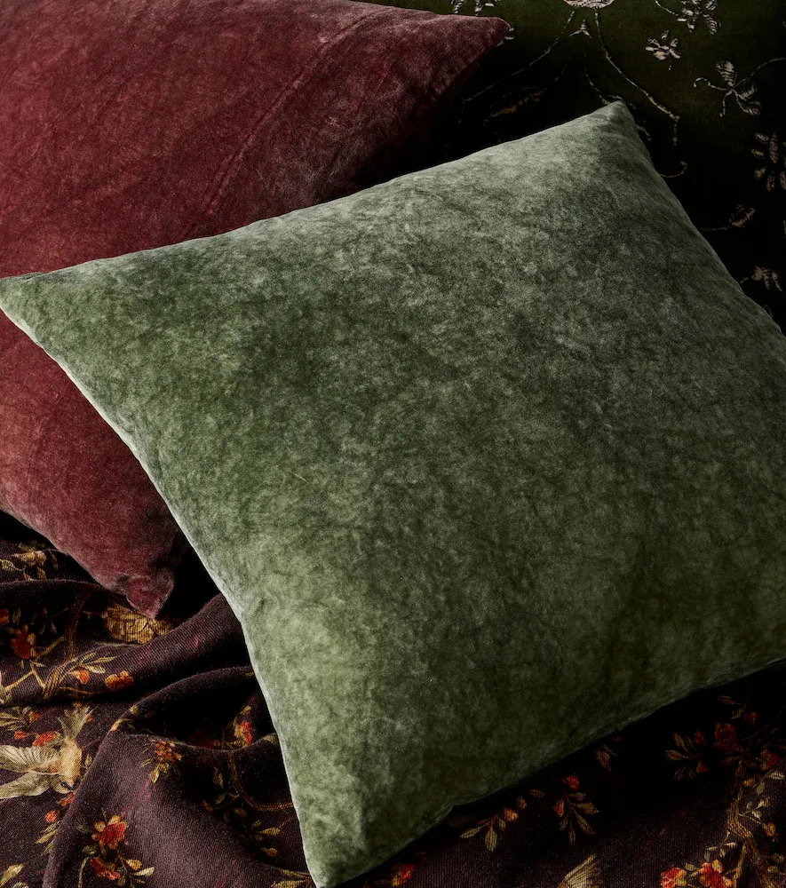 The House of Lyria Clusia cotton and linen velvet cushion | Thumbnail 4