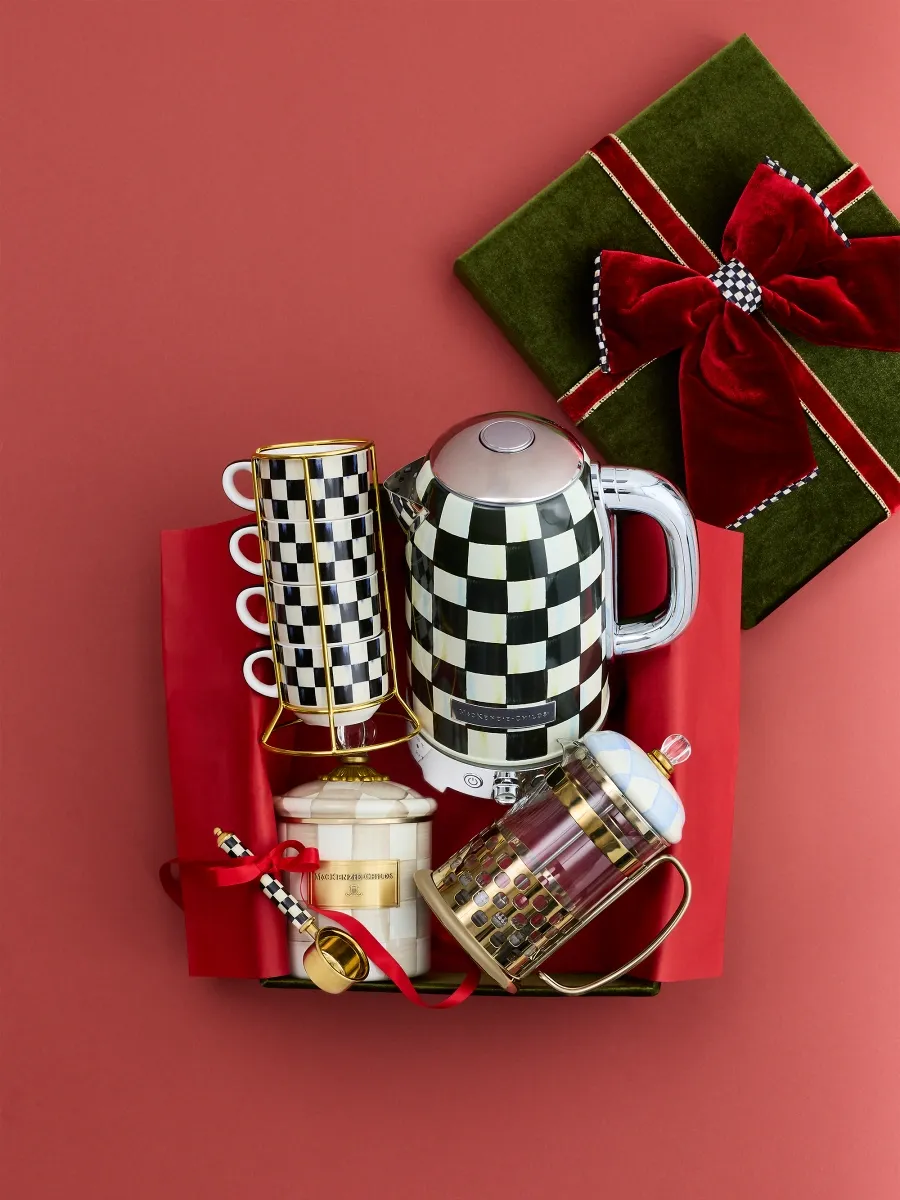 MacKenzie-Childs Courtly Check 4-Piece Cup Set | Thumbnail 9 MacKenzie-Childs Courtly Check 4-Piece Cup Set | Thumbnail 9