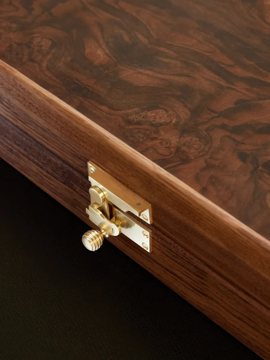 The Garnered Christopher Williams Walnut Burr Backgammon Set - Men | Thumbnail 3 The Garnered Christopher Williams Walnut Burr Backgammon Set - Men | Thumbnail 3