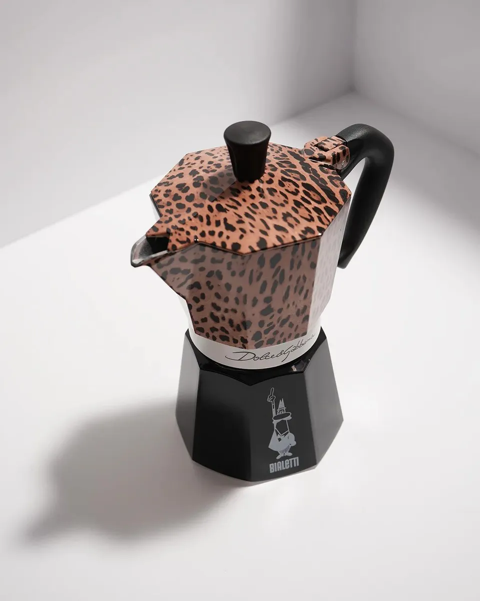 Bialetti x Dolce & Gabbana Leopardo 3-Cup Moka Express | Thumbnail 2 Bialetti x Dolce & Gabbana Leopardo 3-Cup Moka Express | Thumbnail 2