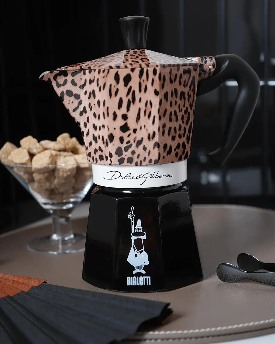 Bialetti x Dolce & Gabbana Leopardo 3-Cup Moka Express | Thumbnail 3 Bialetti x Dolce & Gabbana Leopardo 3-Cup Moka Express | Thumbnail 3