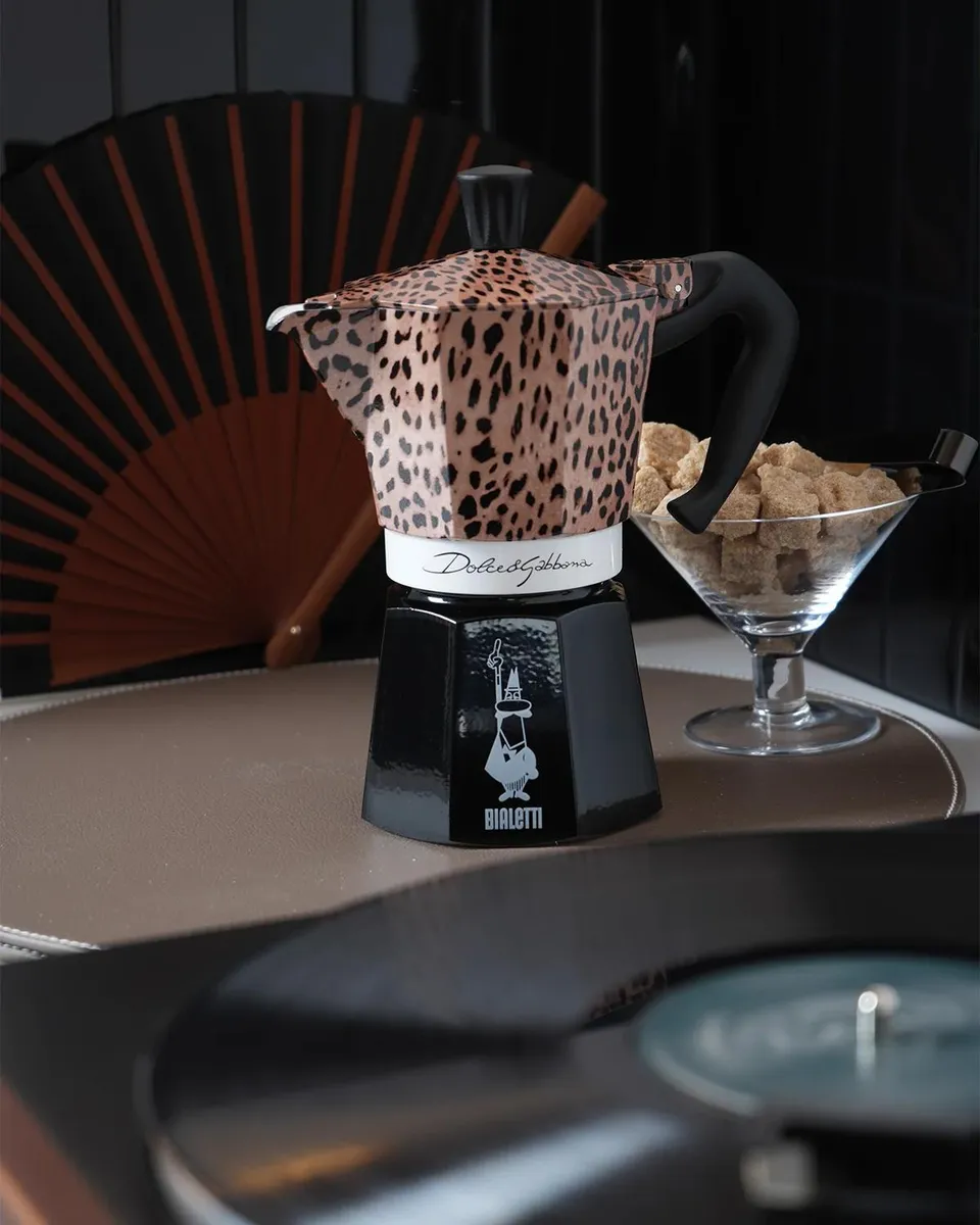 Bialetti x Dolce & Gabbana Leopardo 3-Cup Moka Express | Thumbnail 5 Bialetti x Dolce & Gabbana Leopardo 3-Cup Moka Express | Thumbnail 5