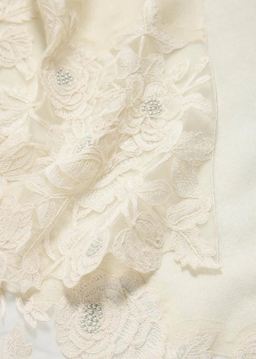 JANAVI INDIA Rose Embroidered Cashmere Scarf | Thumbnail 4 JANAVI INDIA Rose Embroidered Cashmere Scarf | Thumbnail 4