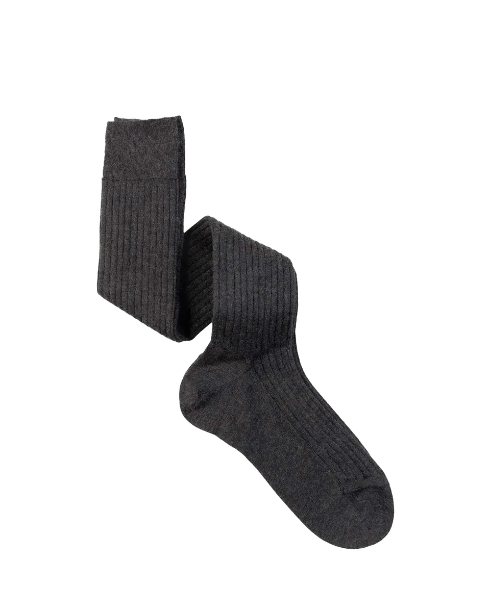 Sozzi Calze Men's Cashmere and Silk Ribbed Over-Calf Socks | Thumbnail 2 Sozzi Calze Men's Cashmere and Silk Ribbed Over-Calf Socks | Thumbnail 2