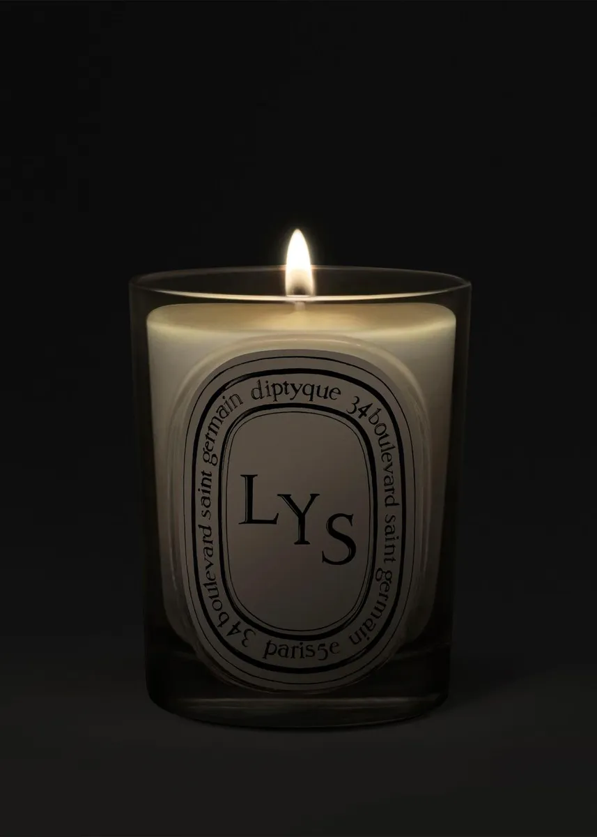 Diptyque Lys (Lily) Classic Candle, 6.7 oz. | Thumbnail 2 Diptyque Lys (Lily) Classic Candle, 6.7 oz. | Thumbnail 2