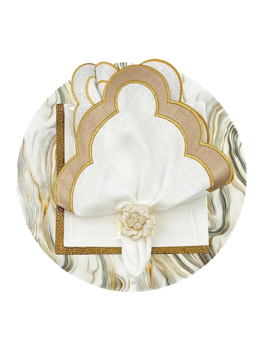 Nomi K Cloud Round Iron Placemat