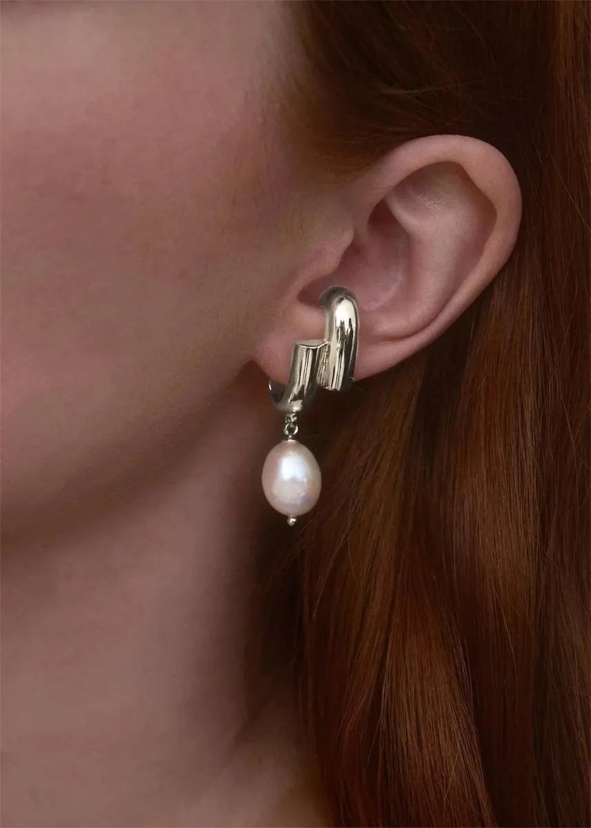 Lady Grey Pearl Shift Earrings | Thumbnail 2