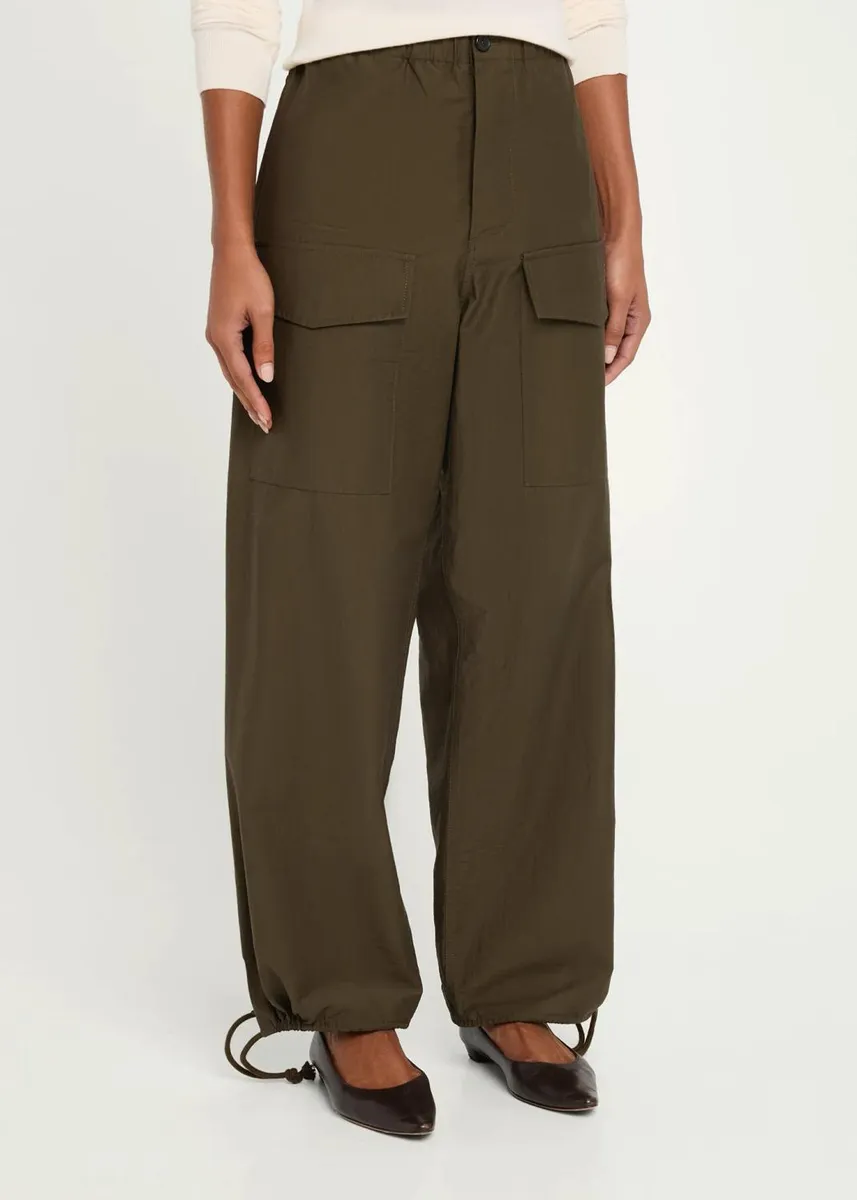 JW Anderson Parachute Drawstring Barrel-Leg Track Cargo Pants | Thumbnail 4