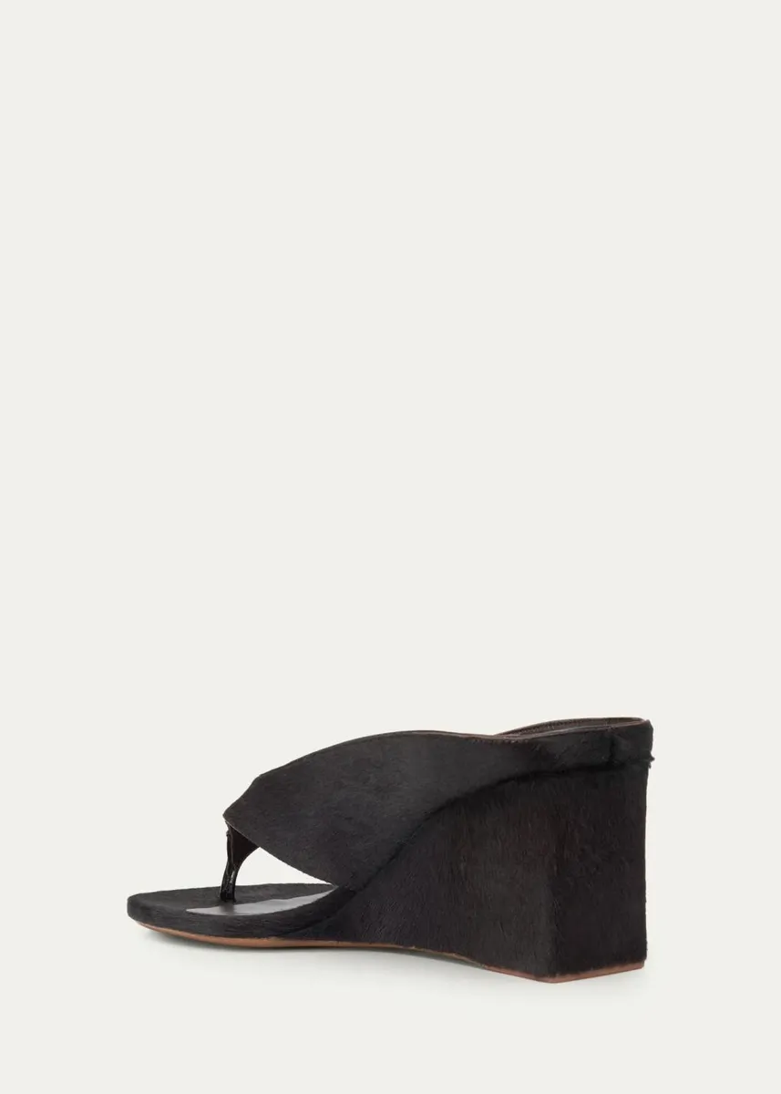 ALAÏA 75mm Cube Calf Hair Thong Sandals | Thumbnail 4 ALAÏA 75mm Cube Calf Hair Thong Sandals | Thumbnail 4
