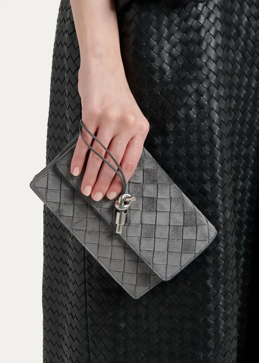 Bottega Veneta Andiamo Suede Wallet-On-Chain | Thumbnail 2 Bottega Veneta Andiamo Suede Wallet-On-Chain | Thumbnail 2