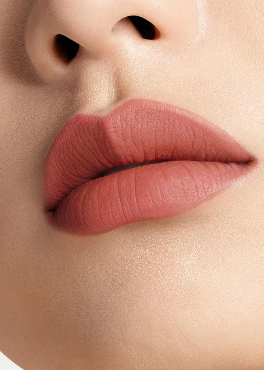 Tom Ford Liquid Lip Color | Thumbnail 2 Tom Ford Liquid Lip Color | Thumbnail 2