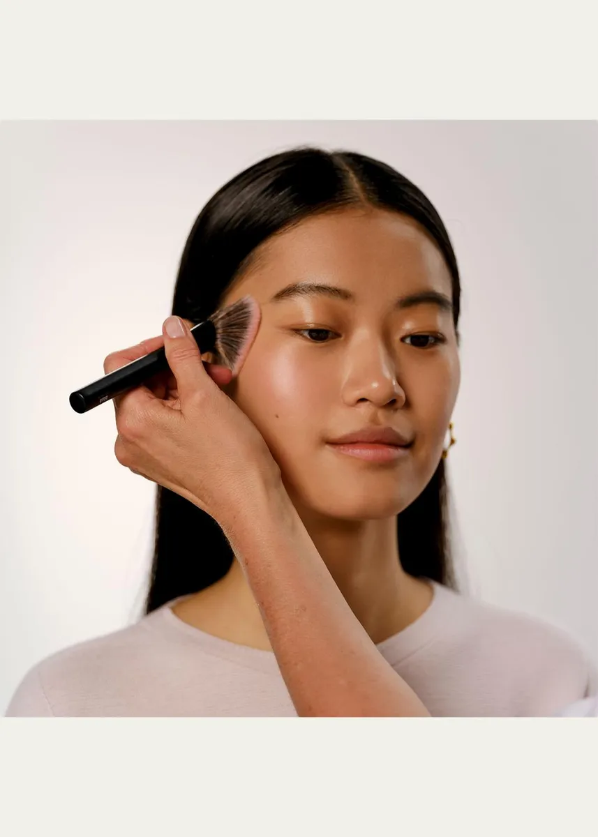 Sisley-Paris L'Orchidée Glow Blush | Thumbnail 5 Sisley-Paris L'Orchidée Glow Blush | Thumbnail 5