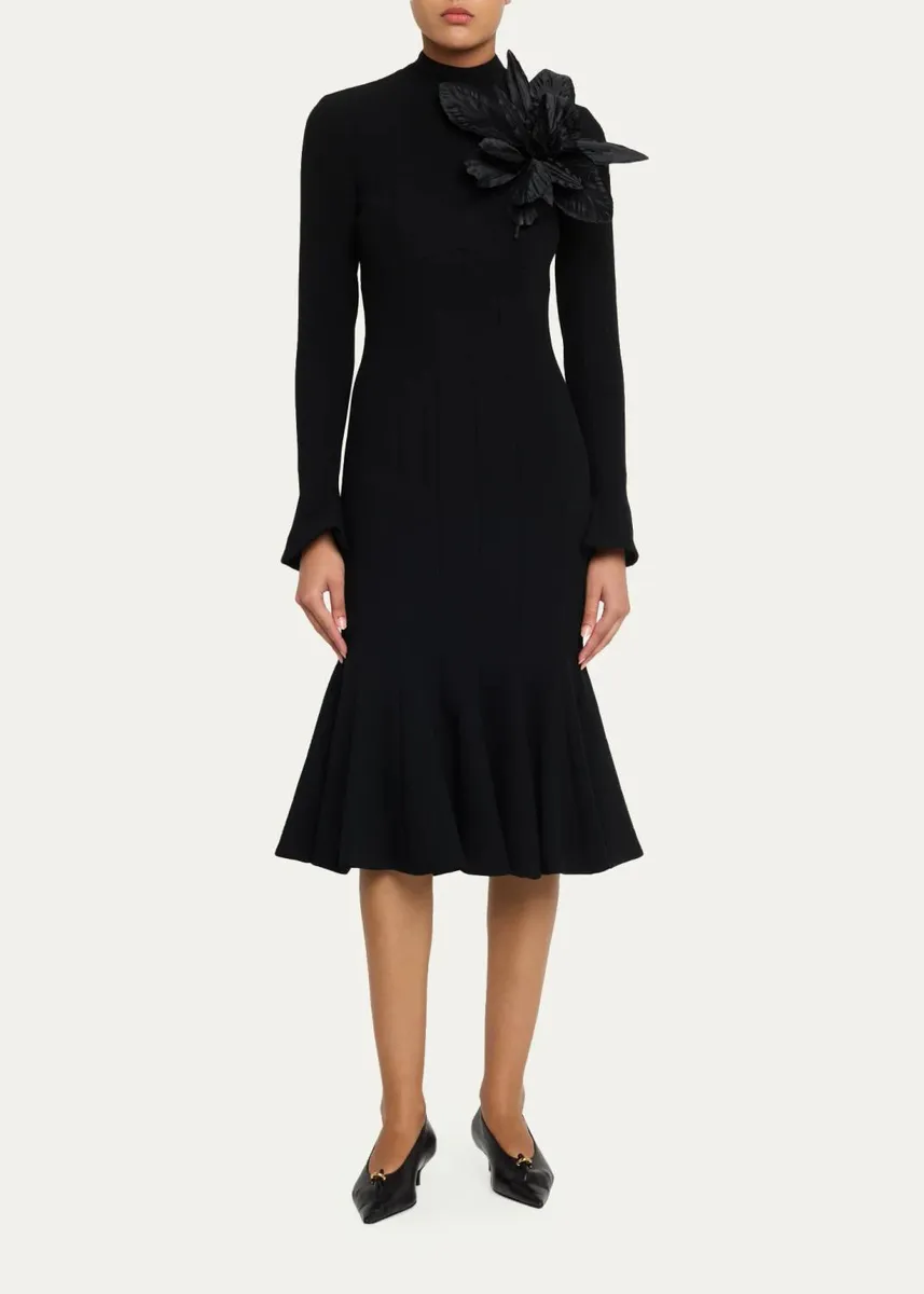 Sergio Hudson Tulip Wool Crêpe Midi Dress | Thumbnail 2 Sergio Hudson Tulip Wool Crêpe Midi Dress | Thumbnail 2