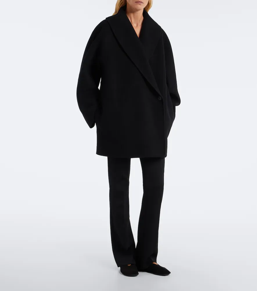 The Row Kuma cashmere coat | Thumbnail 4 The Row Kuma cashmere coat | Thumbnail 4
