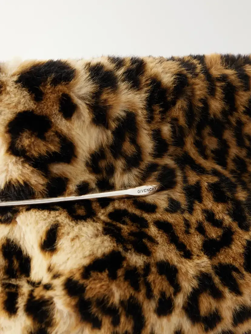 Givenchy Pinch Leopard-print Shearling Clutch | Thumbnail 5