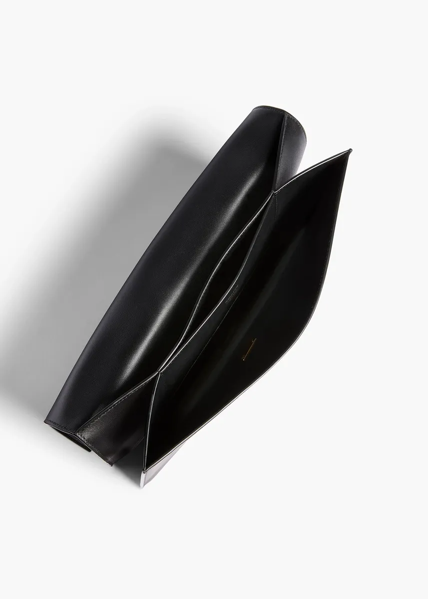 Khaite Piper Clutch In Black Leather | Thumbnail 3 Khaite Piper Clutch In Black Leather | Thumbnail 3