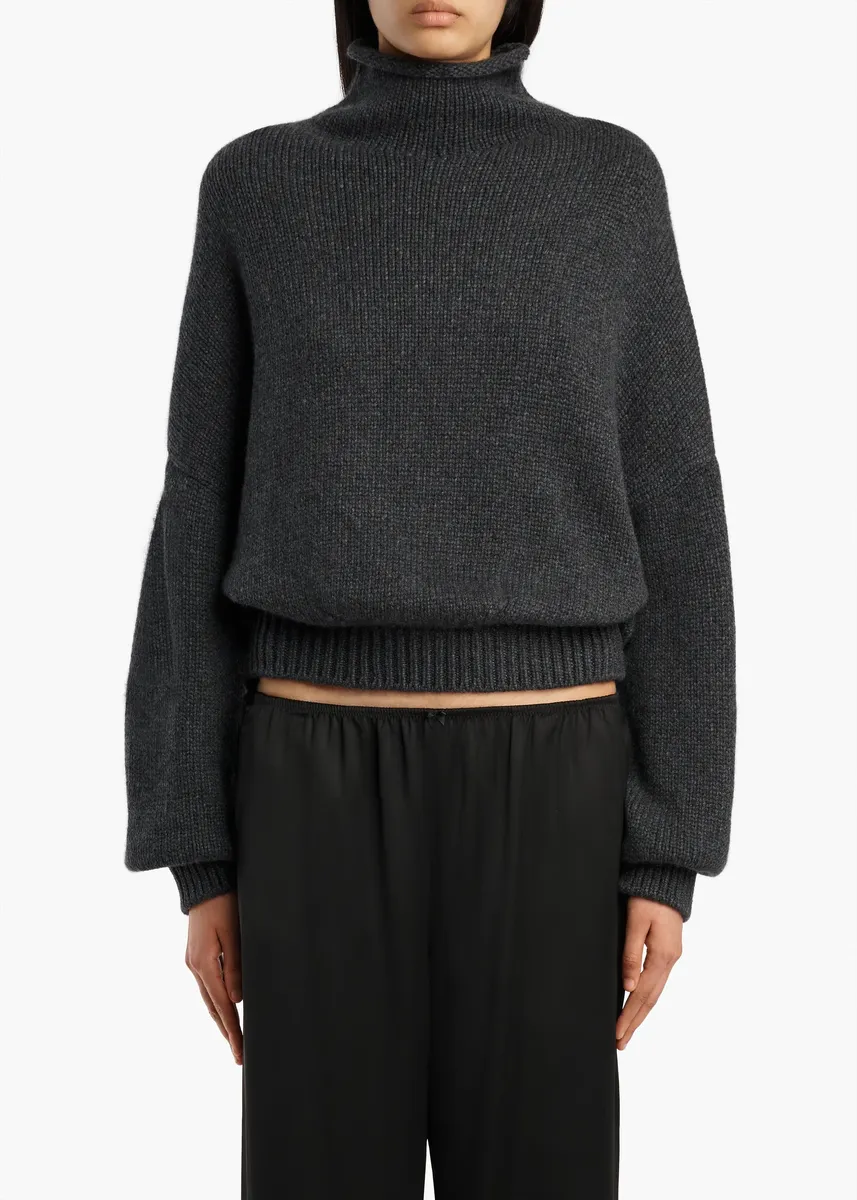 Khaite Juniper Sweater In Charcoal | Thumbnail 3