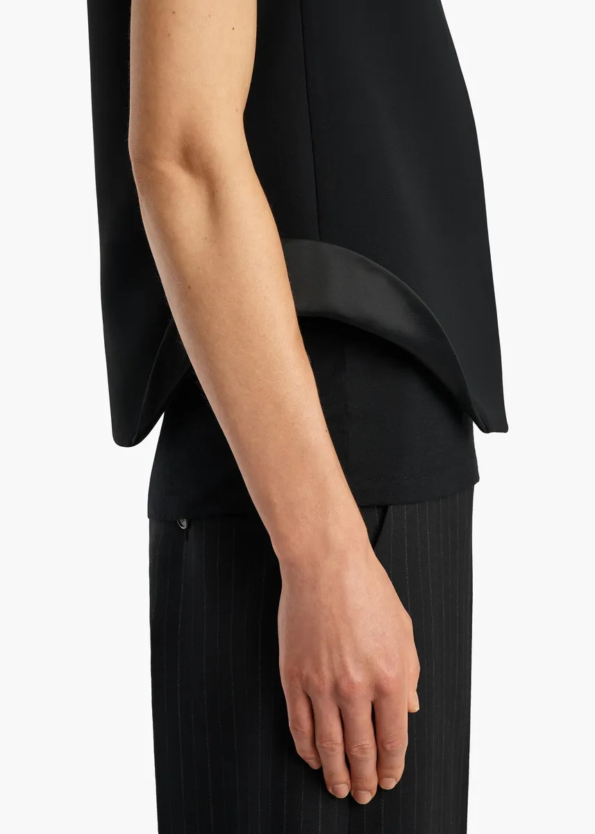 Khaite Vyn Gilet In Black Crepe | Thumbnail 6 Khaite Vyn Gilet In Black Crepe | Thumbnail 6