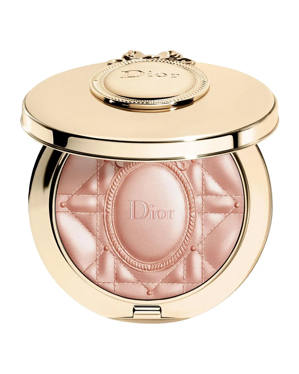 Dior Limited Edition Forever Glow Luminizer, 029 Frozen Medaillon | Thumbnail 3 Dior Limited Edition Forever Glow Luminizer, 029 Frozen Medaillon | Thumbnail 3