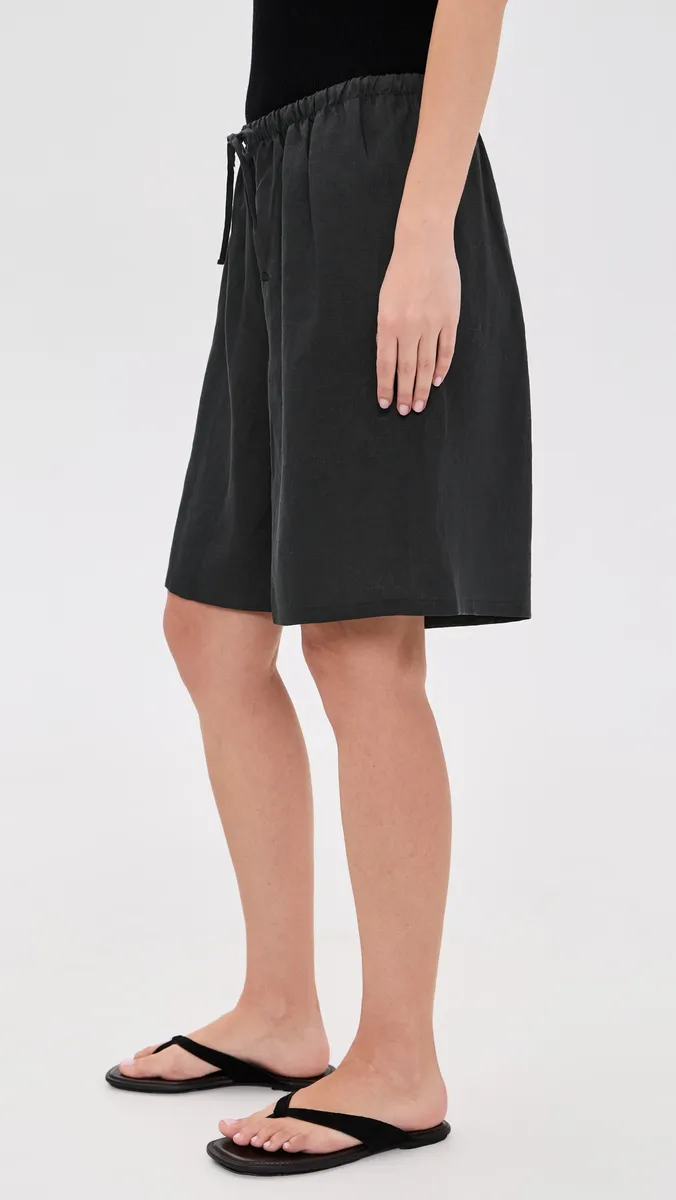 Comme Si Drawstring Bermuda Linen Shorts | Thumbnail 4 Comme Si Drawstring Bermuda Linen Shorts | Thumbnail 4