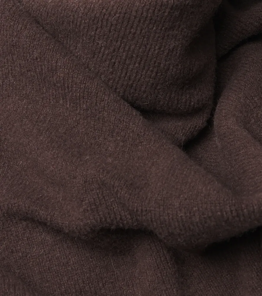 The Row Querta cashmere, alpaca, and silk scarf | Thumbnail 3 The Row Querta cashmere, alpaca, and silk scarf | Thumbnail 3