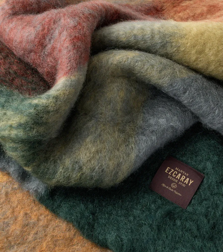 Mantas Ezcaray Mohair Cuadros mohair and wool-blend throw | Thumbnail 3
